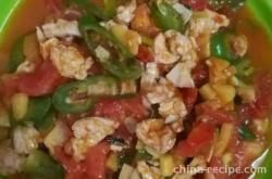 The method of stir frying tomato meat