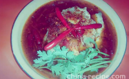 The method of cooking spicy boiled fish fillet