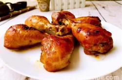 The recipe for roasted chicken legs with honey sauce