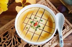 The method of steaming egg custard with water