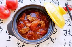 The recipe for stewing beef brisket with tomatoes