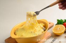 The recipe for cheese baked mashed potatoes