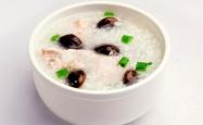 Guangdong style mushroom lean meat Congee