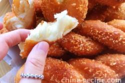 Practice of soft big Fried Dough Twists