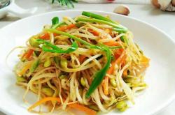 The method of stir frying green bean sprouts