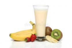 The recipe for banana milk milkshakes