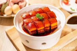 Practice of classic Braised pork belly