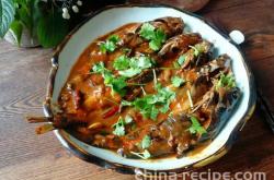 The recipe for stewing wheat ear fish with soy sauce