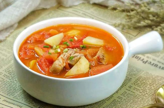 Cantonese style - recipe for tomato and potato rib soup