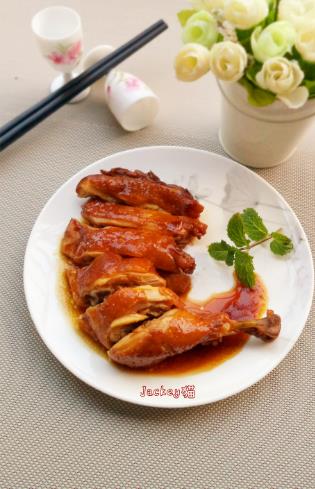 Cantonese style - Homemade Soy Sauce Chicken Recipe