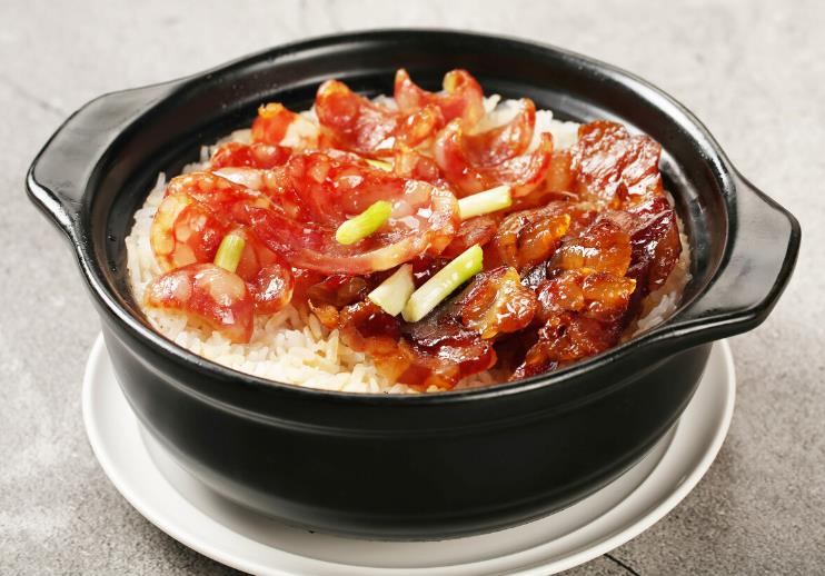 Practice of Little pan rice with preserved meat