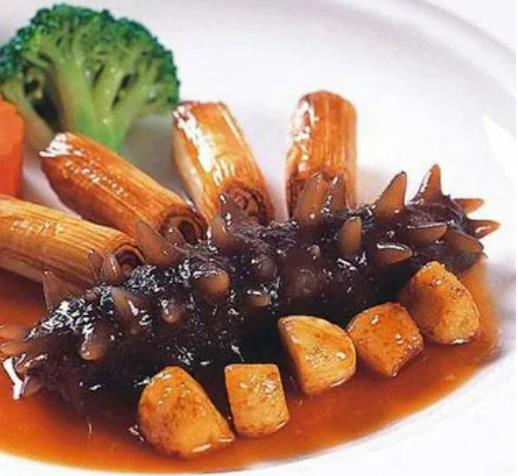 The recipe for braising sea cucumber with scallions