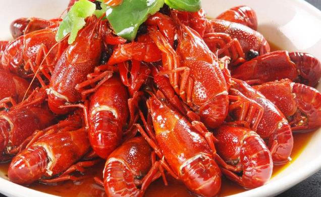 The recipe for braised lobster