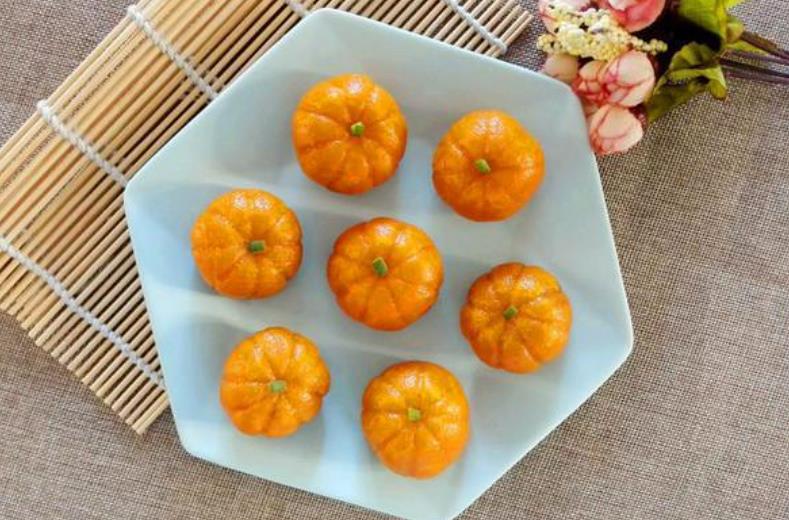 The recipe for cute little pumpkins