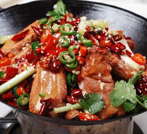 The recipe for dry pot pork ribs is common at home