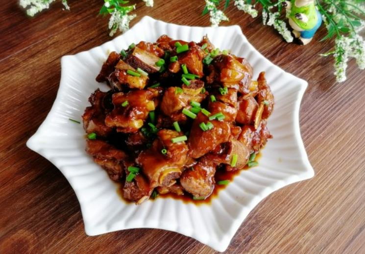 A simple recipe for homemade braised pork ribs