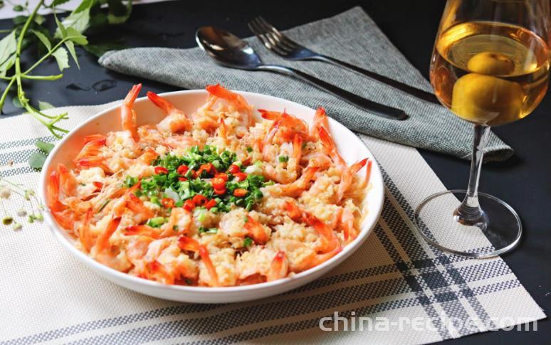 Method of Steaming Shrimp with Garlic Vermicelli and Vermicelli