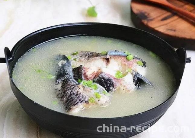 The recipe for black fish soup