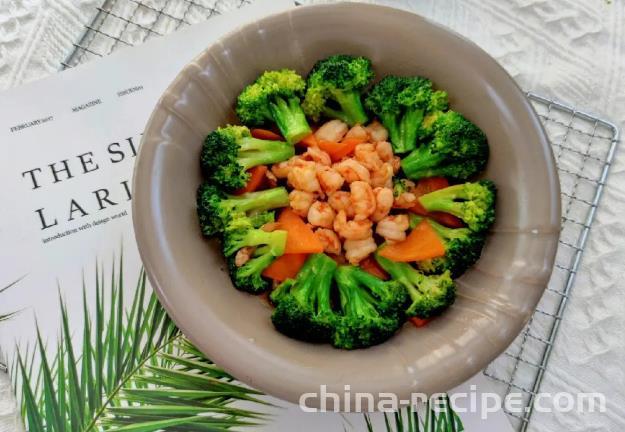 The recipe for stir frying shrimp with broccoli