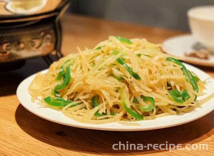 The recipe for Sichuan pepper and shredded potatoes