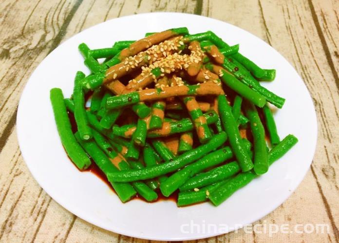 The method of making sesame sauce beans