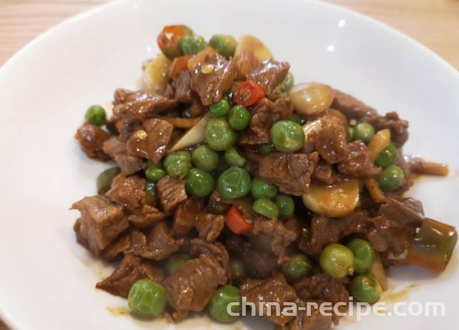 The recipe for stir frying steak with peas