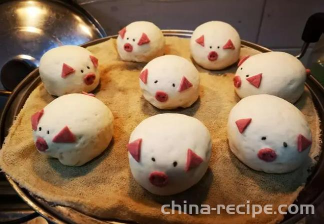 How to make pig Mantou