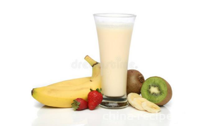 The recipe for banana milk milkshakes