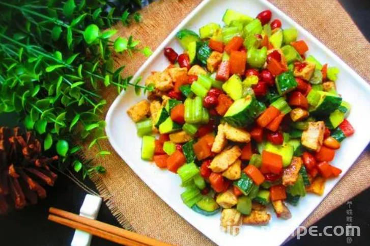 The recipe for colorful mixed vegetables