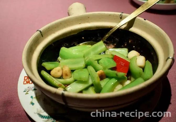 The recipe for stewing mustard greens