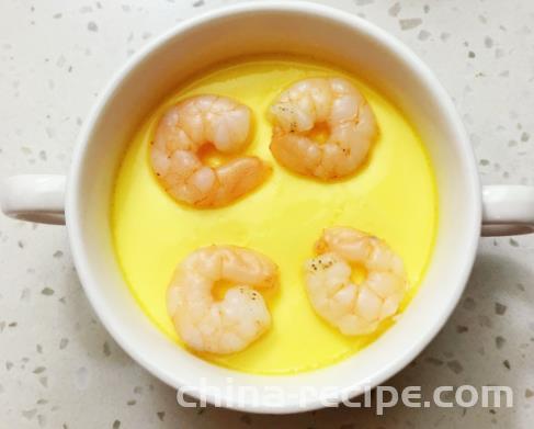 The recipe for steamed shrimp eggs