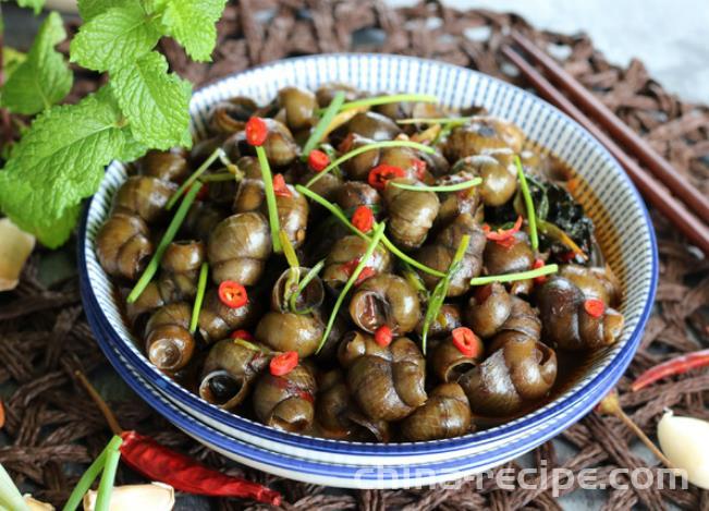 The method of stir frying river snails with perilla