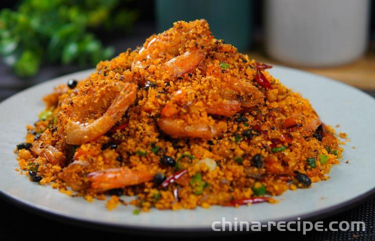 The method of stir frying shrimp in a typhoon shelter