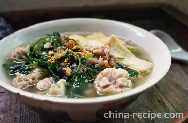 The preparation of Zhenzhu cauliflower soup