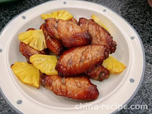 The recipe for cola, pineapple, and chicken wings