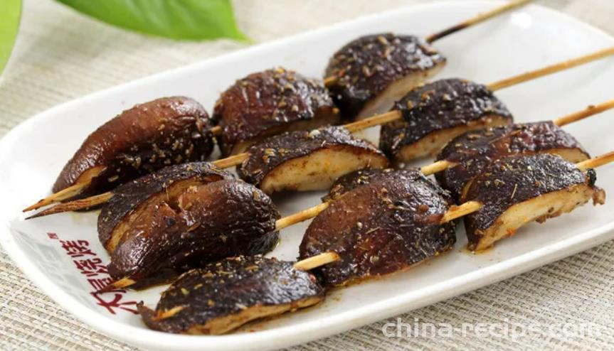 The recipe for roasted shiitake mushrooms with black pepper flavor