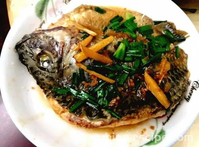 Lao Gan Ma's Recipe for Braised Tilapia with Garlic Sprouts, Celery, and Stuffed Fish