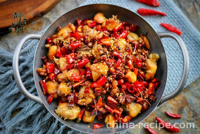 The recipe for dry pot spicy chicken