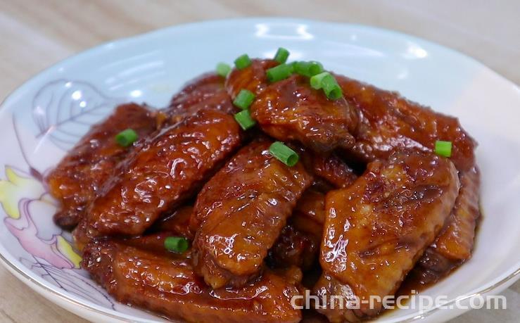 The recipe for braised chicken wings