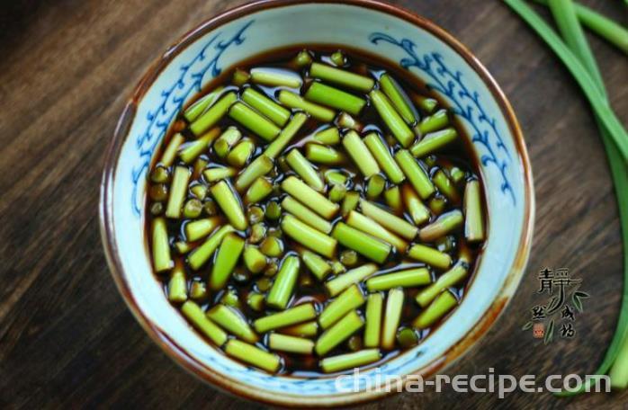 The recipe for garlic sprouts and pickled vegetables