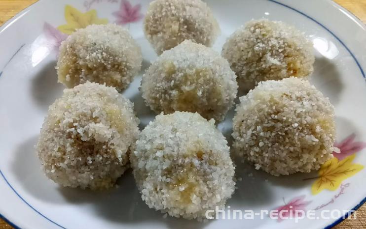 The method of steaming meatballs with flour