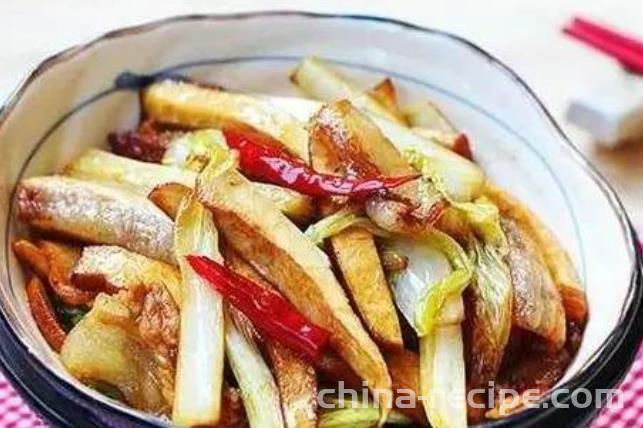 The method of stir frying dried cabbage