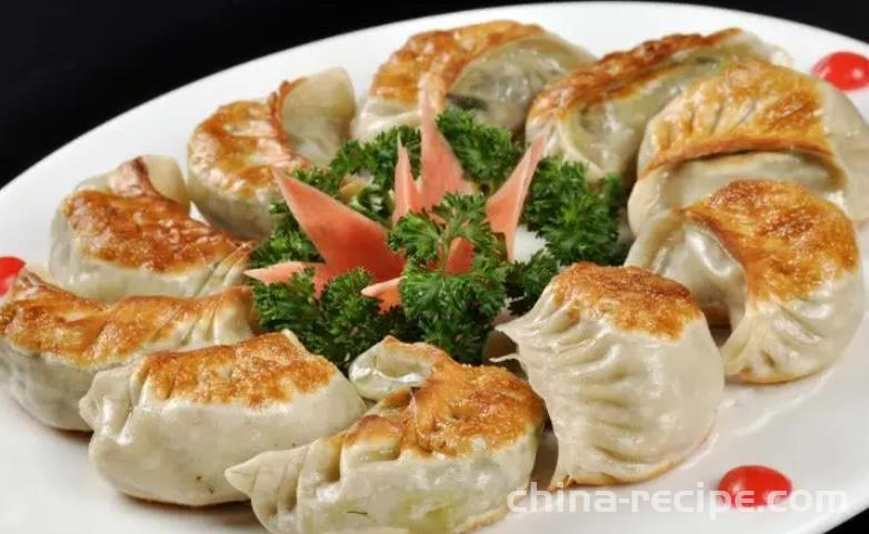 The recipe for fragrant fried dumplings