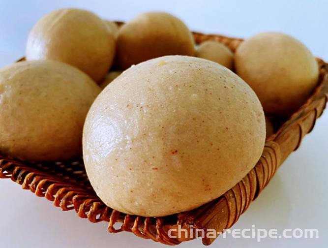 Practice of Mantou with buckwheat and bean flavored cereals