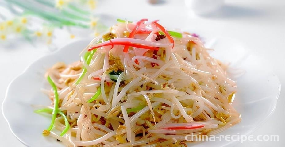 The method of stir frying spicy bean sprouts