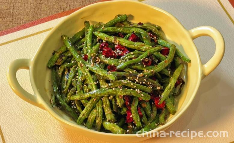 The recipe for stir frying green beans