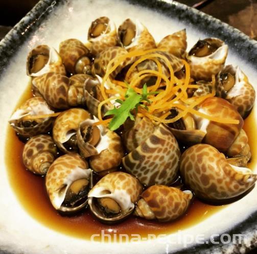 The method of boiling jade snails with snow vegetable juice