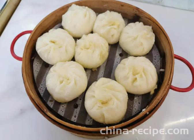 How to make Xiaolongbao with mutton and radish