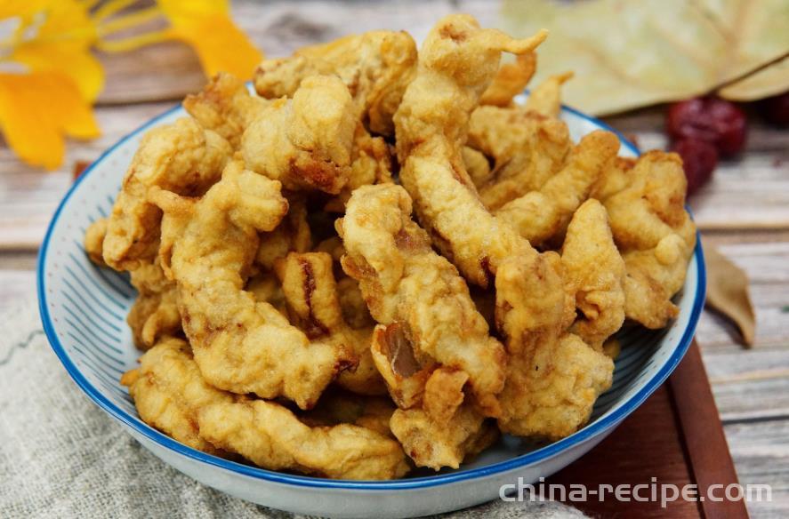 The method of dry frying small crispy meat