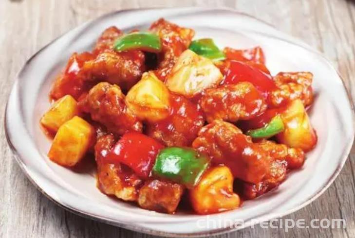 The recipe for Hebei pineapple and pork belly